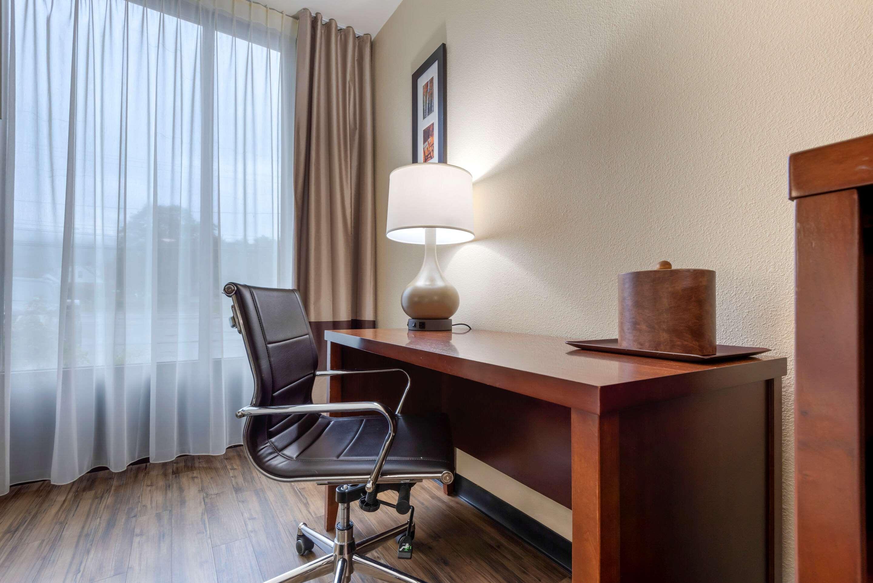 Comfort I-81 Inn Binghamton