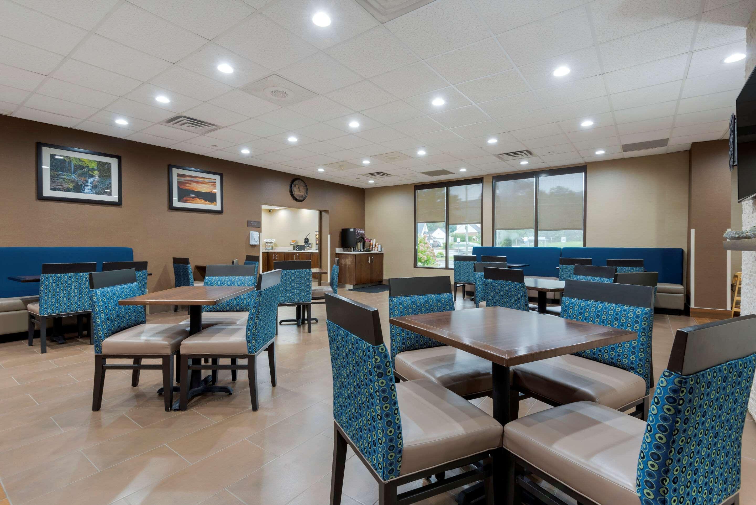 Comfort I-81 Inn